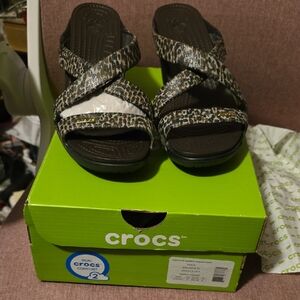 CROCS Brown Leopard Print Sandals Waterproof